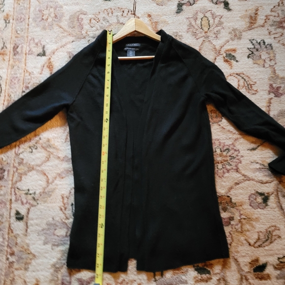 ...Womens Tahari extra fine merino wool sweater. - Picture 5 of 5